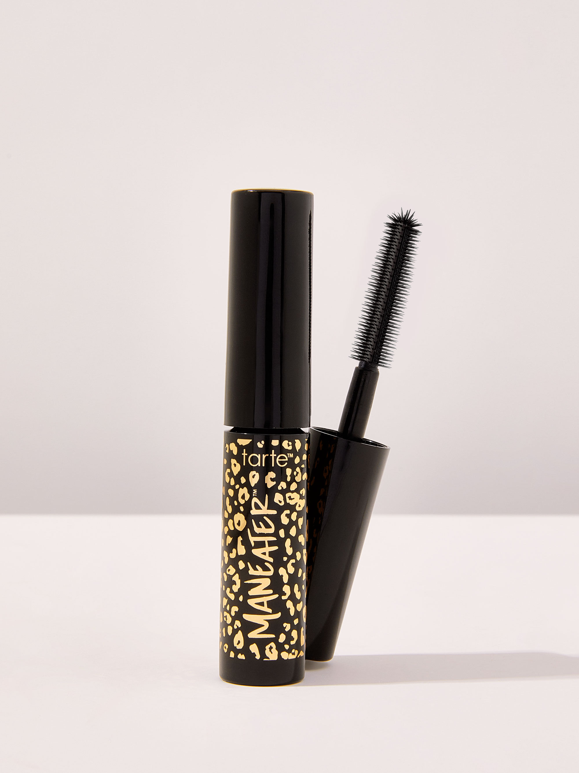 travel-size maneater™ mascara image number null